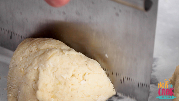 Is it better to boil or bake potatoes for gnocchi